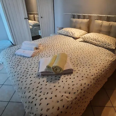 Sweet Holidays Apartman Ivrea